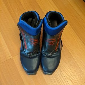 XC Ski boots / SNS